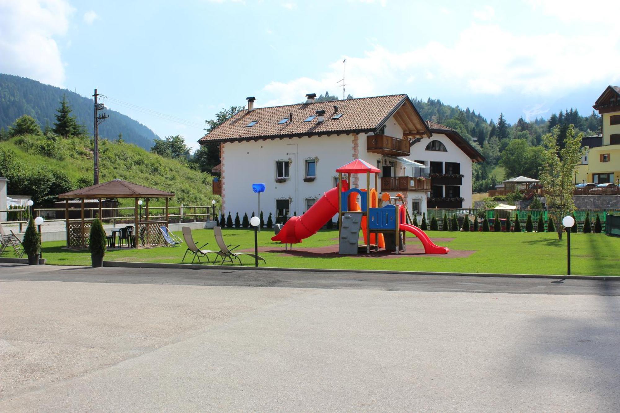 Hotel Rosa Alpina Andalo Exteriér fotografie
